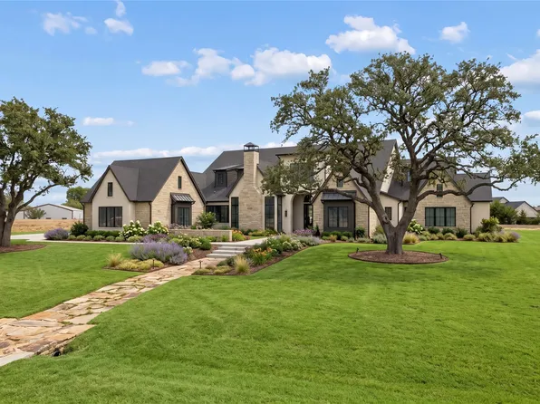 900 Healey Dr, Fairview, TX 75069