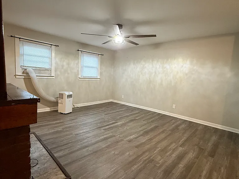 4027 Jacob St #2 — Photo 2