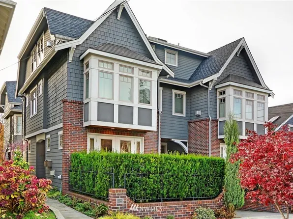 2209A Nob Hill Ave N, Seattle, WA 98109