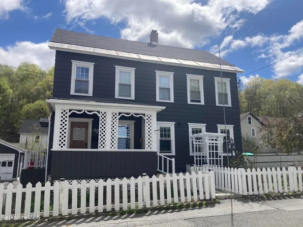 3 Hayer St, Adams, MA 01220