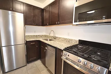 Rented by Silverstein Collection LLC 