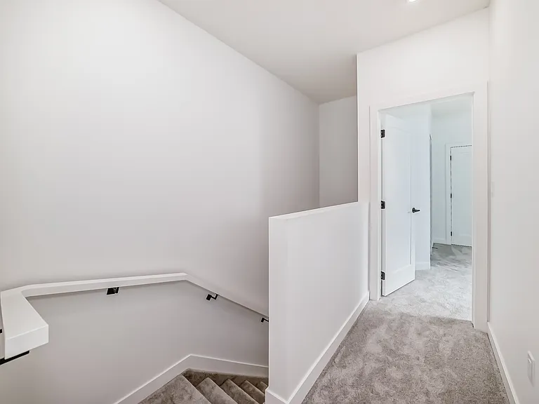 9013 93rd St NW — Photo 34