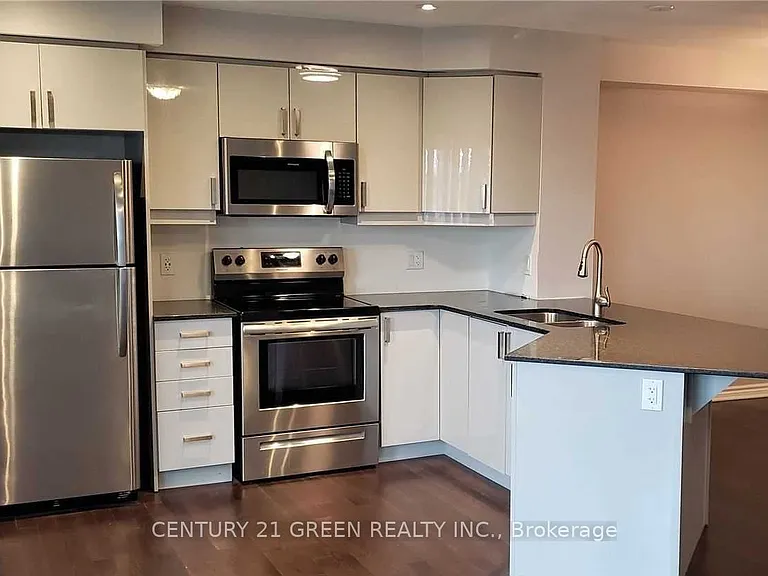 1000 Asleton Blvd #28 — Photo 2