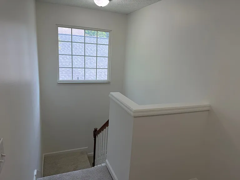 106 Meridian Ct — Photo 18
