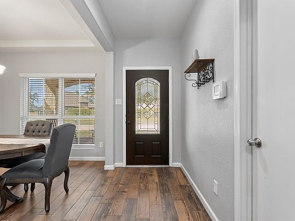5th image of 2528 Magnolia Fair Way