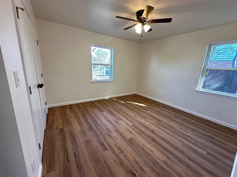 2006 San Francisco Dr — Photo 17