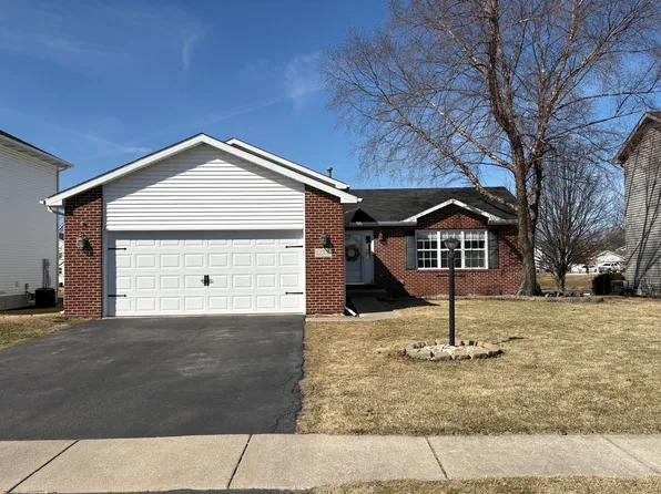 12370 Rush St, Crown Point, IN 46307