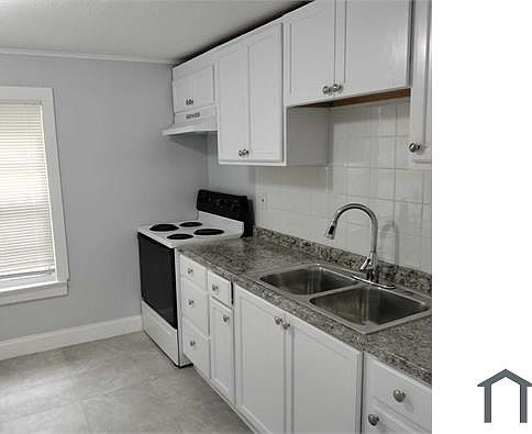 1st image of 3501 Dignan St