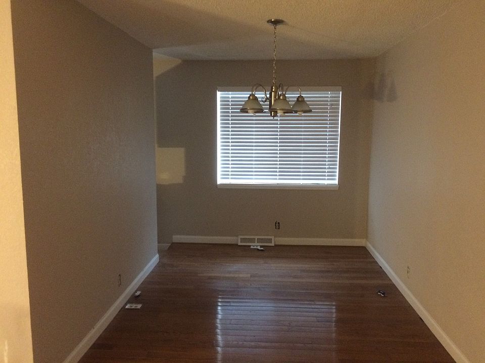 2nd image of 8937 Estes St