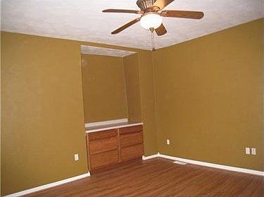2nd image of 1244 Iris Dr