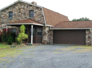 362 Eisenhower Rd, Palmyra, PA 17078