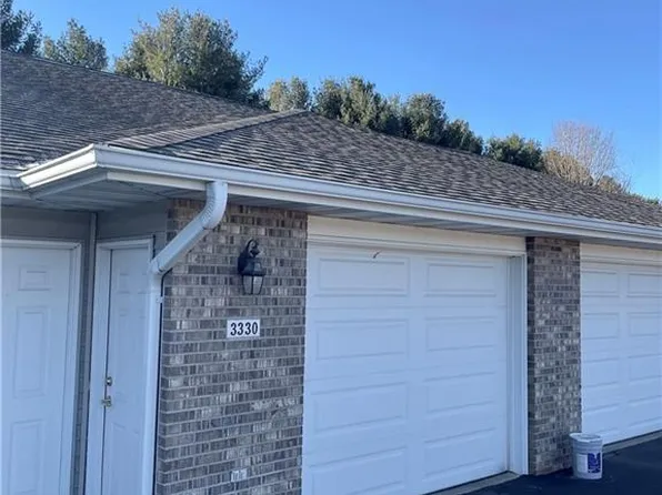 3330 South Robin Meadows Lane #3330, Eau Claire, WI 54701