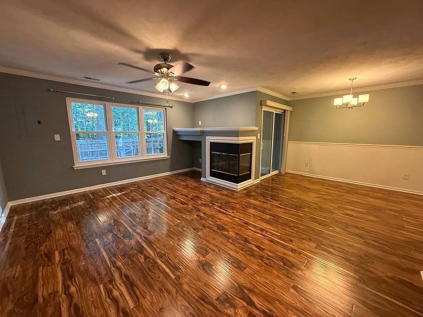 Beautiful Town Home on a Cul-De-Sac — Photo 4