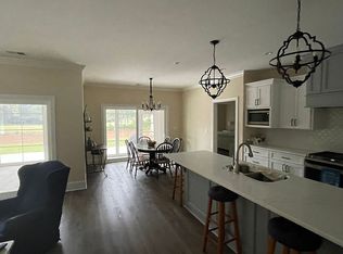 915 Golden Bear Dr, Pawleys Island, SC 29585