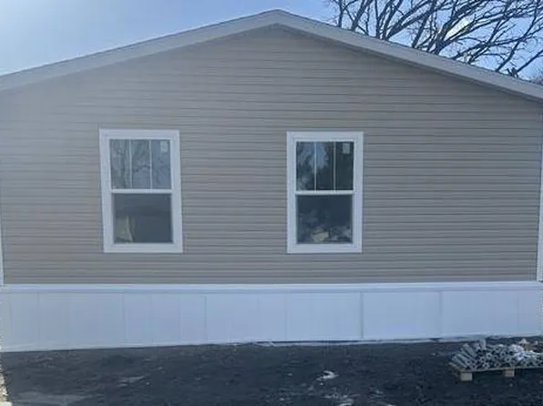 7318 Baker Ave NE, Fridley, MN 55432