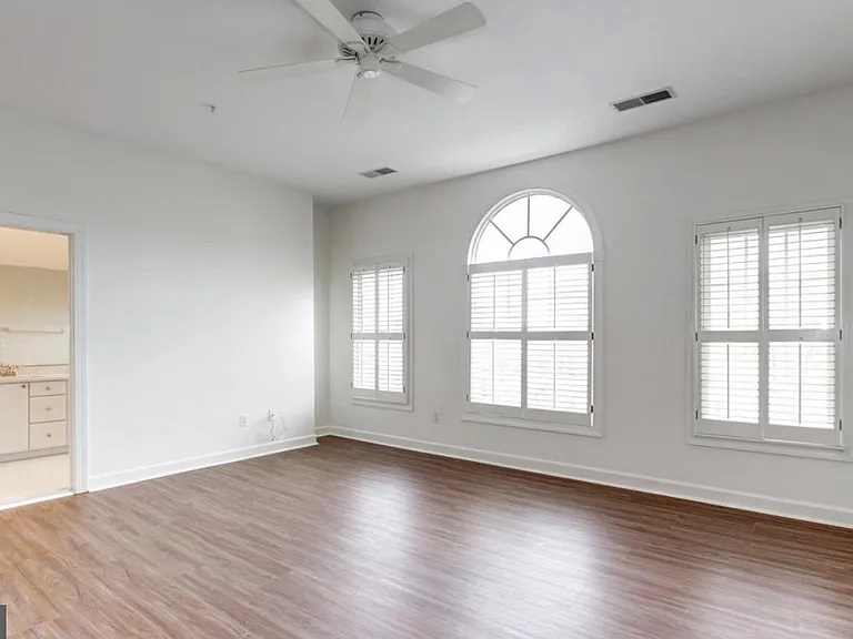 1804 Dawson St — Photo 23