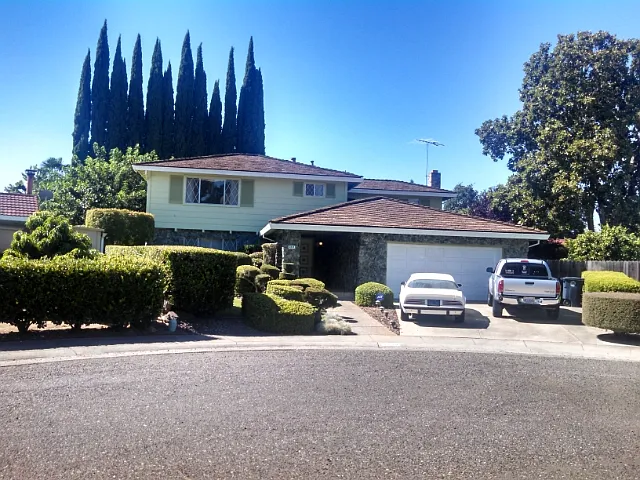 2213 El Cejo Cir photo 1