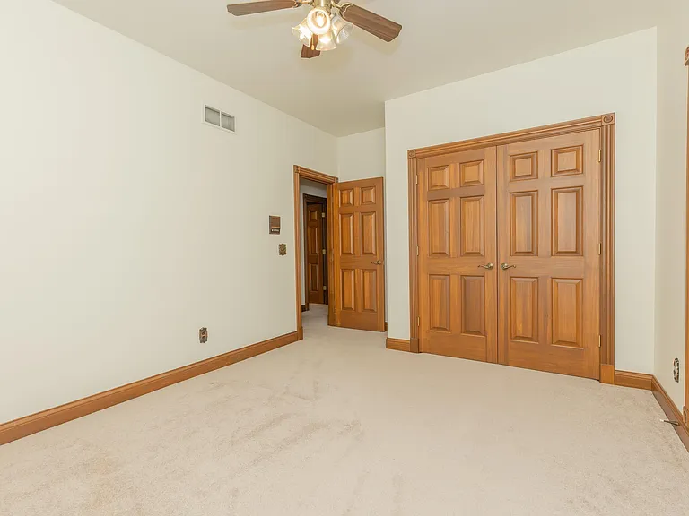 2155 Durlin Rd — Photo 17