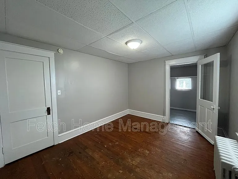 23 S Custer Ave — Photo 18