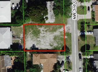 161 NW 3rd Ct, Boca Raton, FL 33432