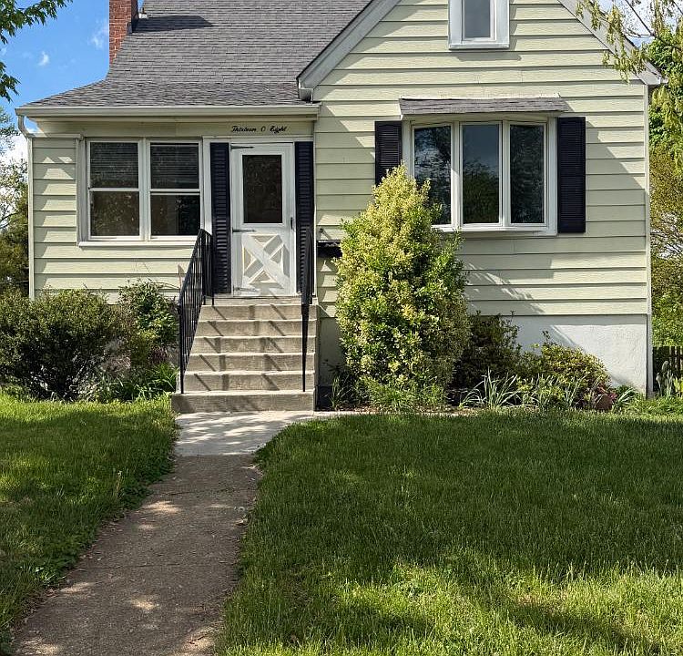 1st image of 1308 Elm Rd
