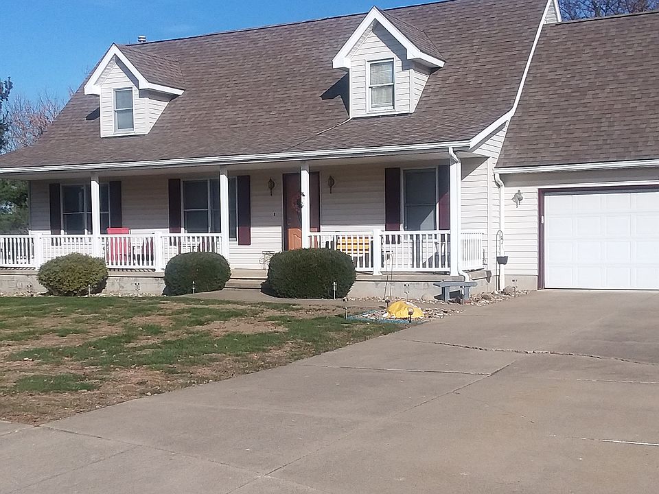 1st image of 724 Concord Pl