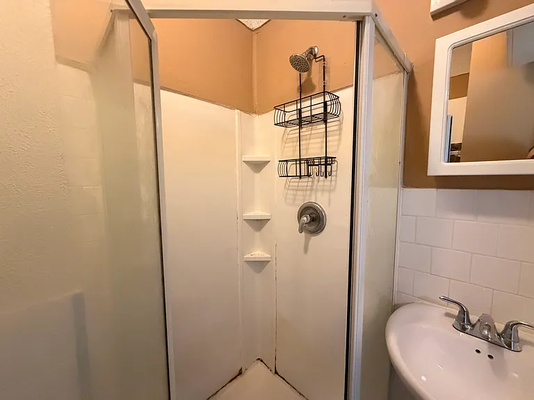 212 Craton St #3 — Photo 15