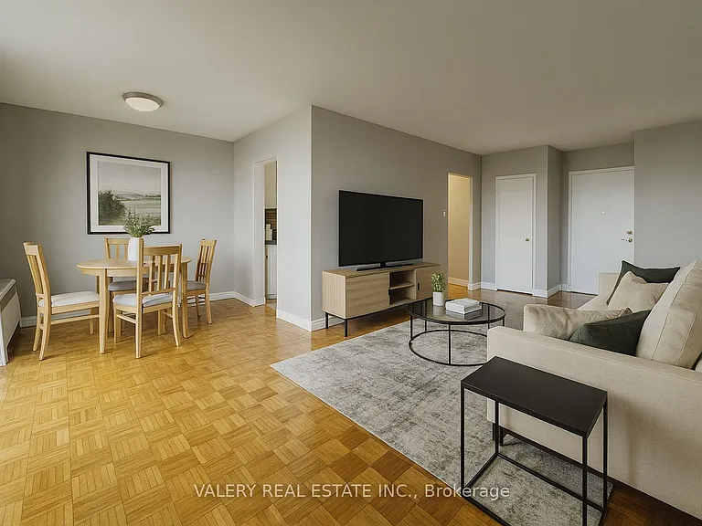 35 Confederation Dr #208 — Photo 3