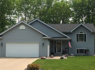 914 Wagner Rd, Menomonie, WI 54751