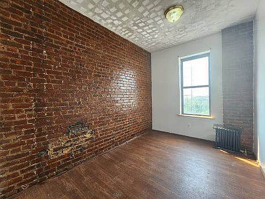 5th image of 6310 4th Ave #D3