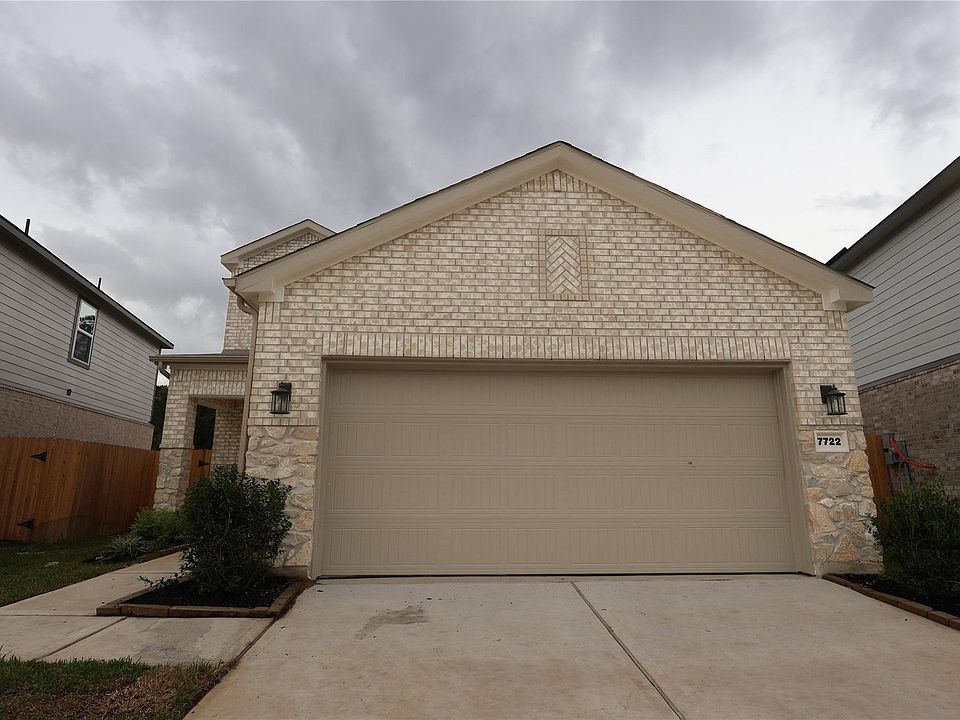 1st image of 7722 Bergamot Cir