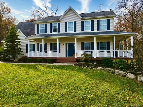 4th image of 6 Coleman Dr