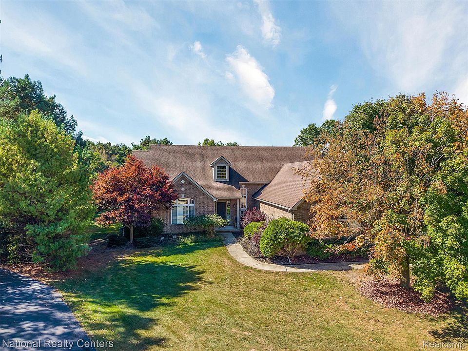 1st image of 678 Joshua Dr