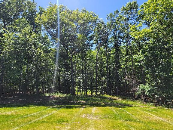 2nd image of 14630 Bain Rd