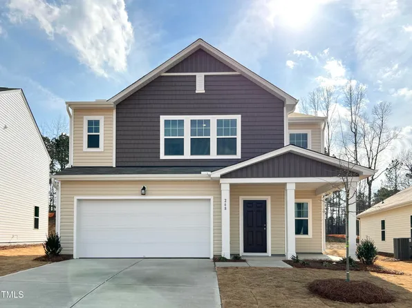 268 Babbling Brook Dr, Clayton, NC 27520