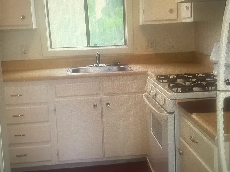 38 Brown St #3 — Photo 2