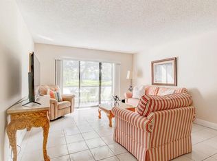 1007 Green Pine Blvd APT G1, West Palm Beach, FL 33409