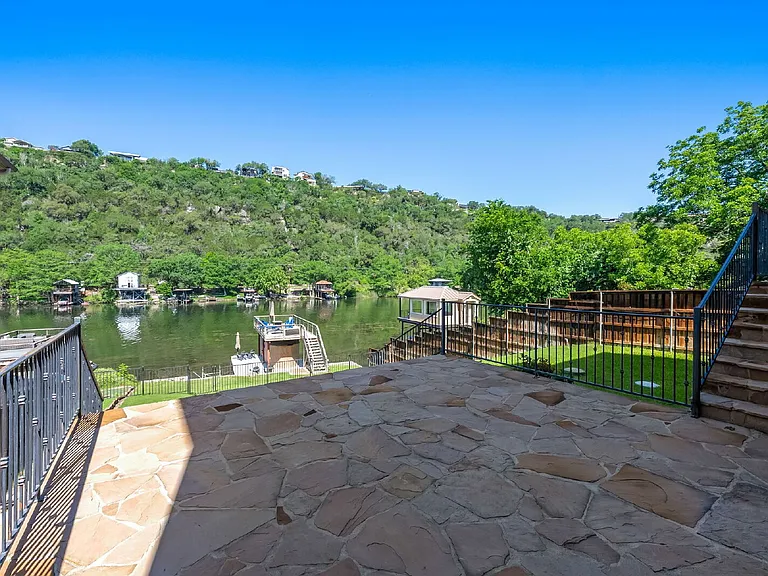 3304 Blue Jay Ln — Photo 38