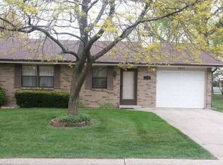 2804 Northwood Dr, Mishawaka, IN 46545