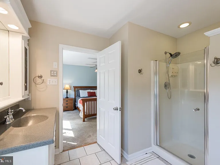 19 Patriot Ct — Photo 13