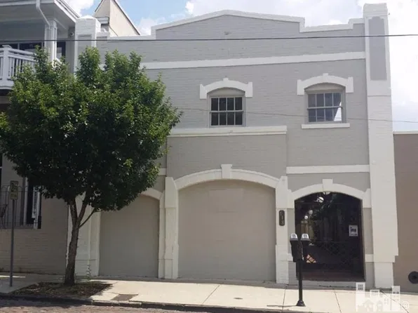 118 Dock St APT 1, Wilmington, NC 28401