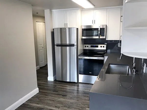 Vesper Apartments — Photo 9