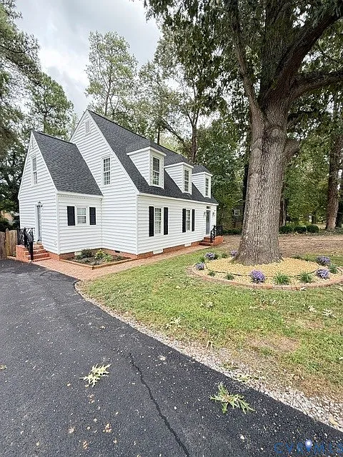 4 bed, 3.0 bath, 1945 sqft, $2,995 — Photo 1