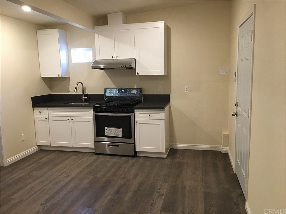 1st image of 43 N Grand Oaks Ave #B