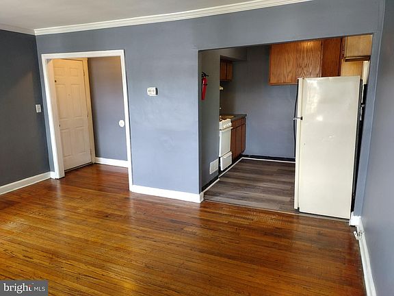 4th image of 40 Elsmere Blvd