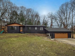 2203 Hillside Rd, Altoona, WI 54720