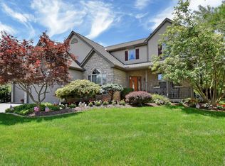 916 Mahle Dr, Reynoldsburg, OH 43068