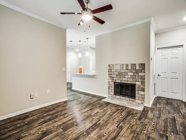 Palomino Pearl (Home Interior Style)