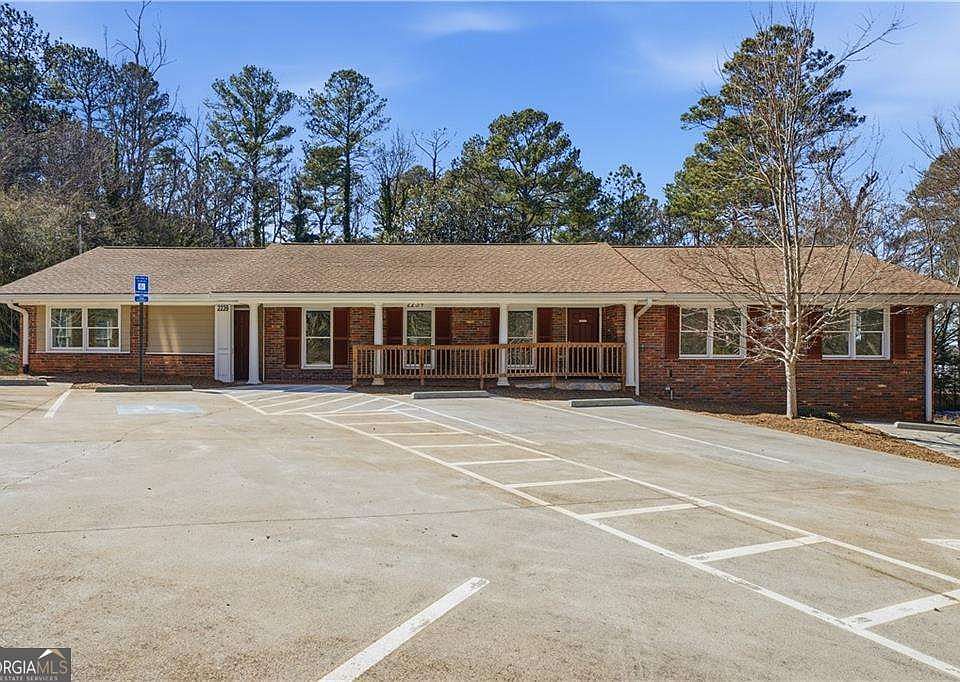 1st image of 2239 Scenic Dr
