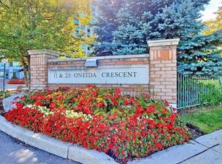 23 Oneida Cres #801, Richmond Hill, ON L4B0A2